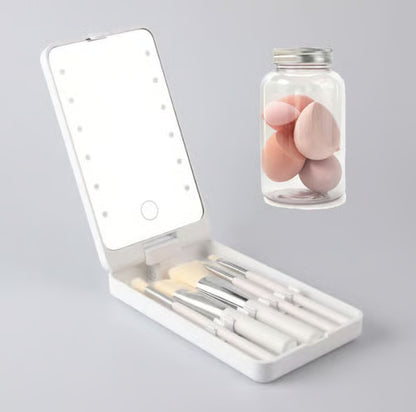 💖💖Travel Makeup Brush Set with LED light