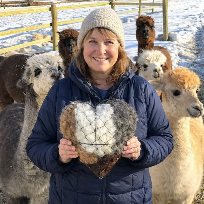 🏆Flash Sale⚡ 50K+ SOLD! Almost Gone-Handmade Alpaca Fiber Bird Nesting Heart-🕊️